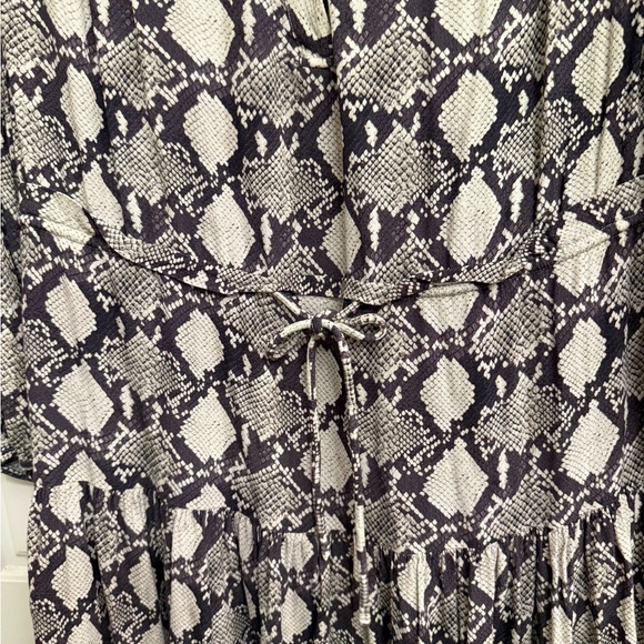 Rebecca Minkoff Snakeskin Print Long Sleeve Dress - Picture 3 of 4